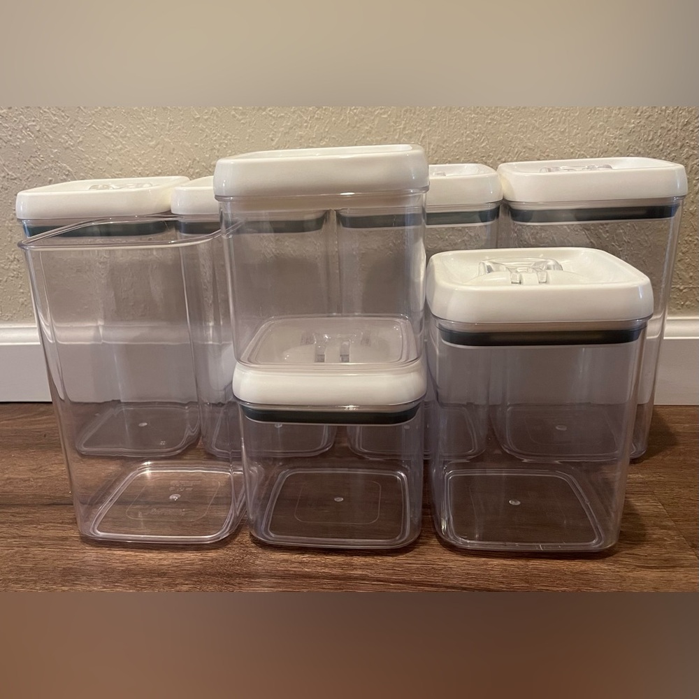 Clear Plastic Food Storage Canisters with White Airtight Lid Bundle